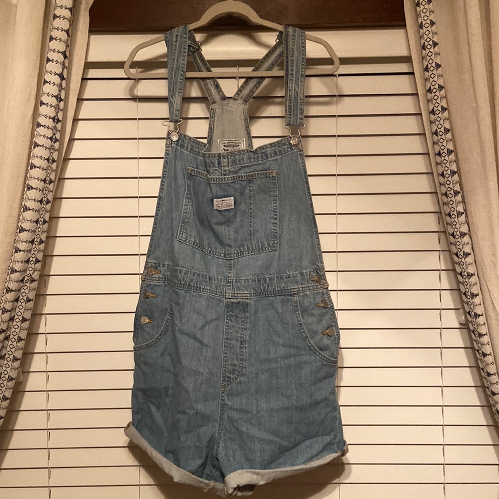 Women’s Jean Levi Overall Shorts